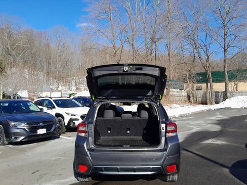 Used 2022 Subaru Crosstrek 2.0i Premium w/ Moonroof Package image 29