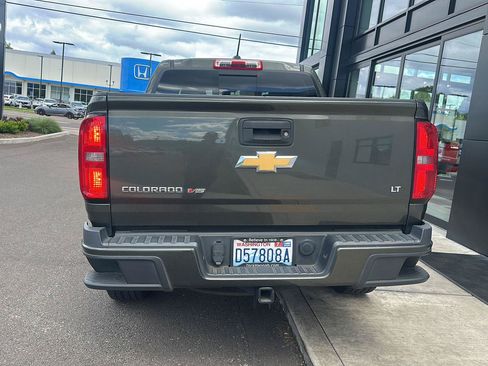 Used 2018 Chevrolet Colorado LT w/ LT Convenience Package AWD/4WD image 6