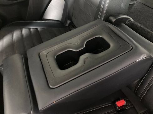 Used 2025 Mitsubishi Outlander SE AWD/4WD image 14