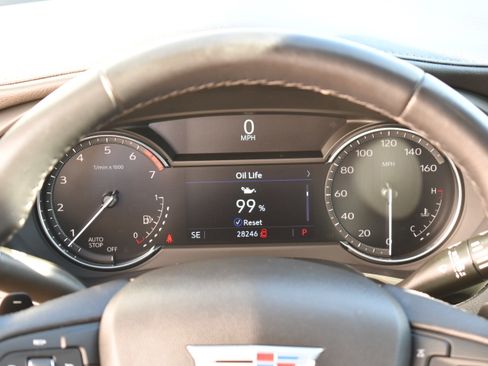 Used 2021 Cadillac XT4 Premium Luxury image 18