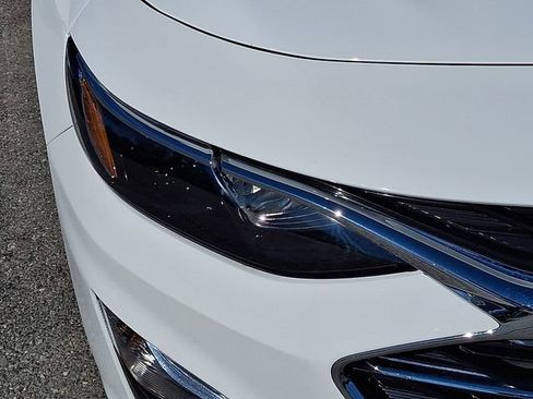 Used 2025 Chevrolet Malibu LS w/ LPO, Floor Liner Package FWD image 9