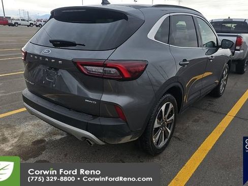Used 2025 Ford Escape Platinum image 4