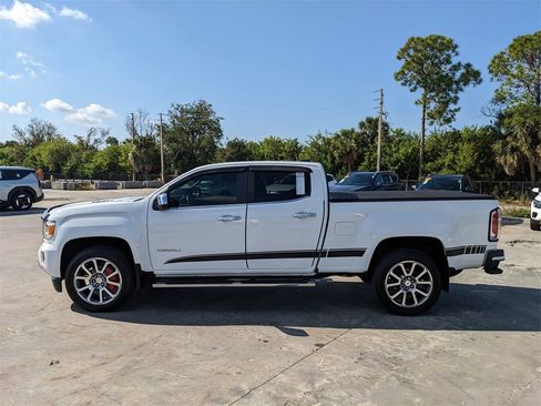 Used 2018 GMC Canyon Denali image 6