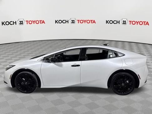 New 2026 Toyota Prius Plug-In Hybrid image 2