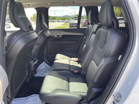Used 2023 Volvo XC90 B6 Ultimate w/ Protection Package Premier AWD/4WD image 3