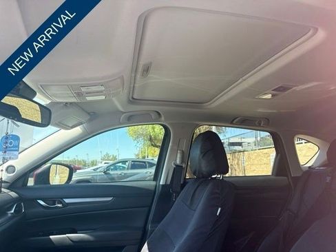 Used 2018 MAZDA CX-5 Touring w/ Preferred Equipment Package FWD image 15