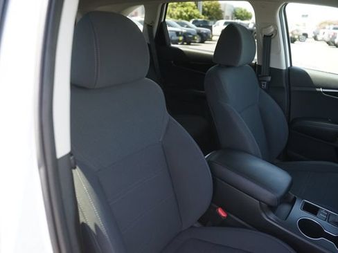 Used 2019 Kia Sorento FWD image 19