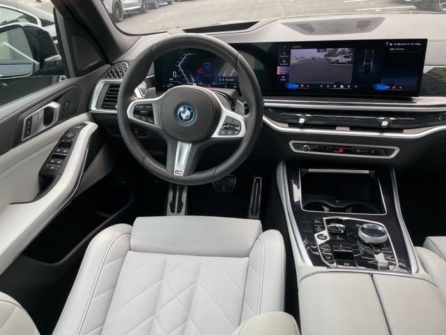 Certified 2024 BMW X5 xDrive50e w/ Executive Package AWD/4WD image 9