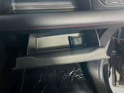 Certified 2025 Honda Pilot Black Edition image 30