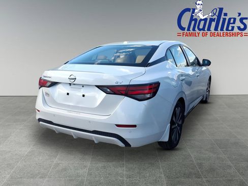 Used 2021 Nissan Sentra SV w/ SV Premium Package FWD image 4