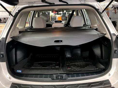 Used 2021 Subaru Forester image 33