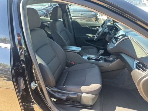 Used 2024 Chevrolet Malibu LT FWD image 20