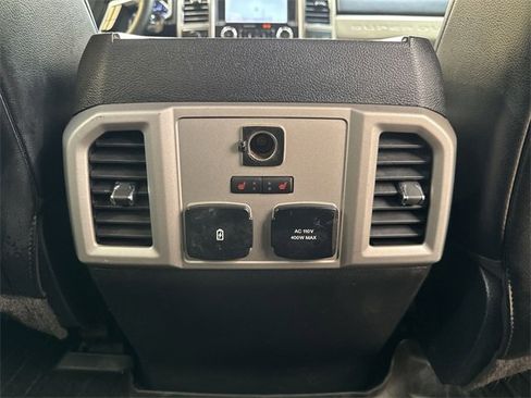 Used 2019 Ford F250 Lariat w/ Lariat Ultimate Package image 21