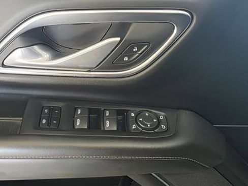 Used 2021 Chevrolet Tahoe LT w/ LT Signature Package image 13