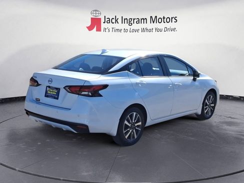 New 2025 Nissan Versa SV w/ Trunk Package image 5