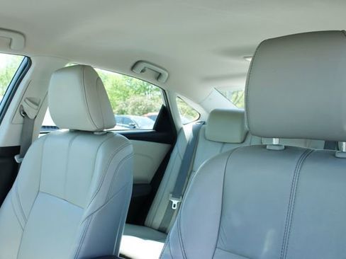 Used 2013 Toyota Avalon XLE image 14