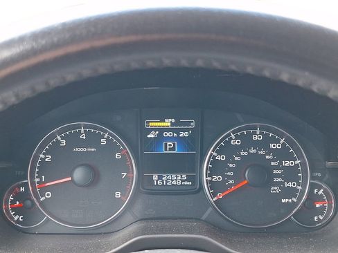 Used 2013 Subaru Outback 2.5i Limited AWD/4WD image 8