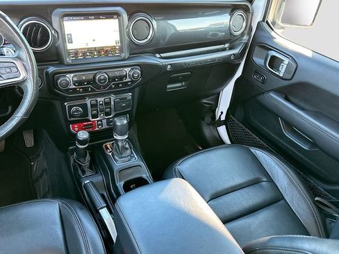 Certified 2022 Jeep Wrangler Unlimited Rubicon w/ Trailer Tow Package image 23