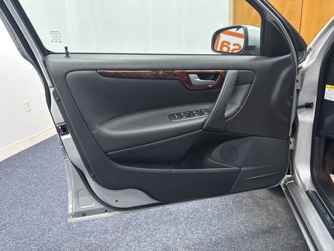 Used 2005 Volvo S60 2.5T AWD/4WD image 5