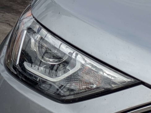 Used 2022 Ford Edge SE AWD/4WD image 10