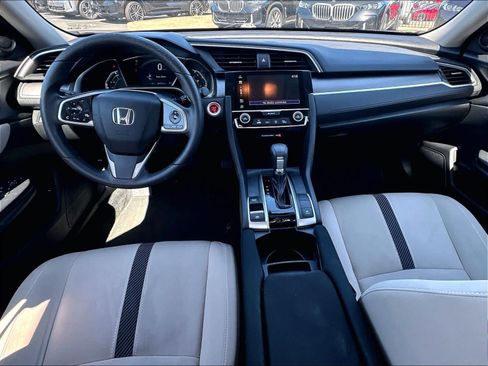 Used 2018 Honda Civic EX image 10