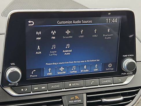 Used 2025 Nissan Altima 2.5 SV FWD image 17