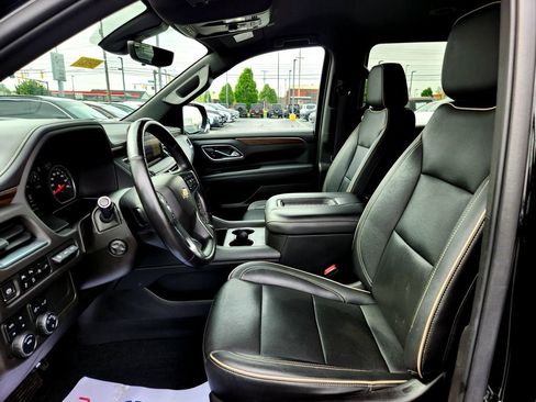 Used 2021 Chevrolet Suburban Premier image 14