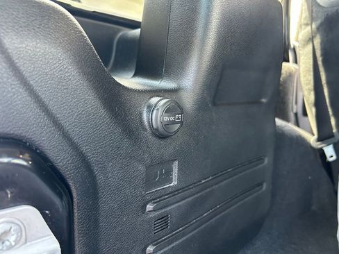 Used 2020 Jeep Wrangler Unlimited Rubicon image 41