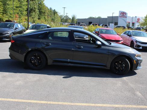 New 2025 Kia K5 LXS image 4