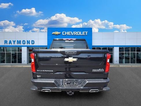 Certified 2023 Chevrolet Silverado 1500 High Country AWD/4WD image 4