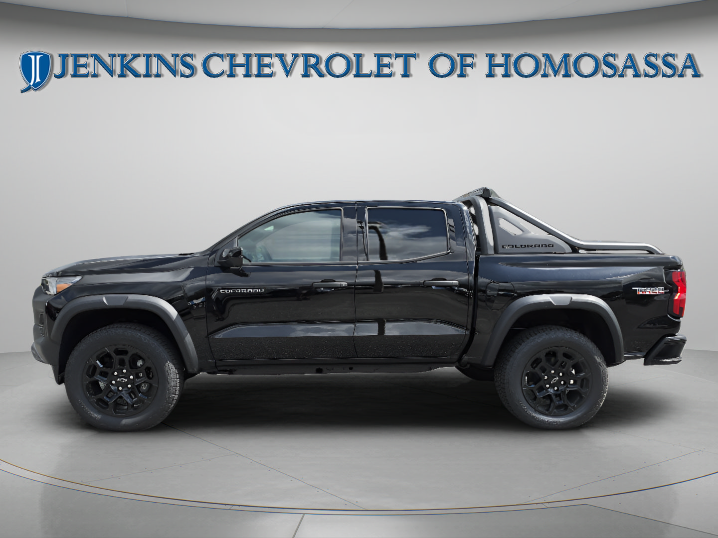 New 2026 Chevrolet Colorado Trail Boss w/ Midnight Edition AWD/4WD image 9