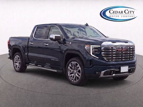 Used 2025 GMC Sierra 1500 Denali AWD/4WD image 2