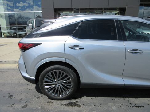 Used 2023 Lexus RX 350 AWD/4WD image 10