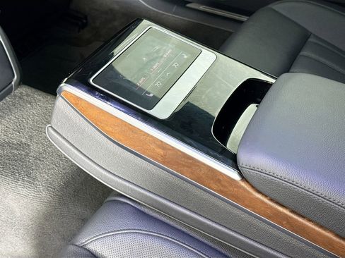 Used 2021 Audi A8 L 3.0T image 23