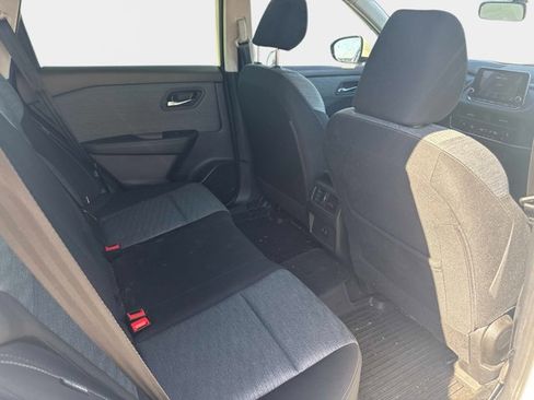 Certified 2023 Nissan Rogue SV image 13