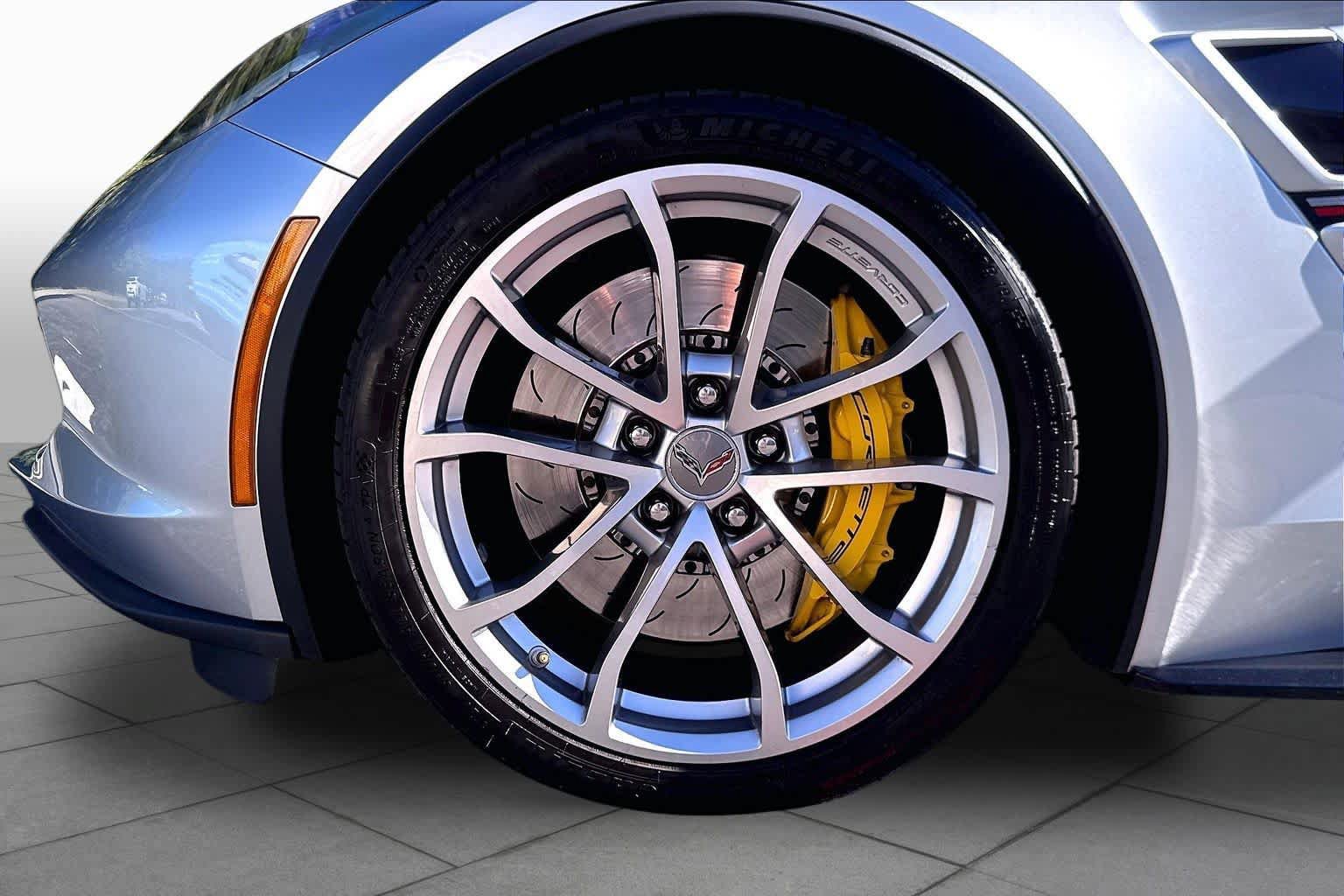 Used 2017 Chevrolet Corvette Grand Sport RWD image 10