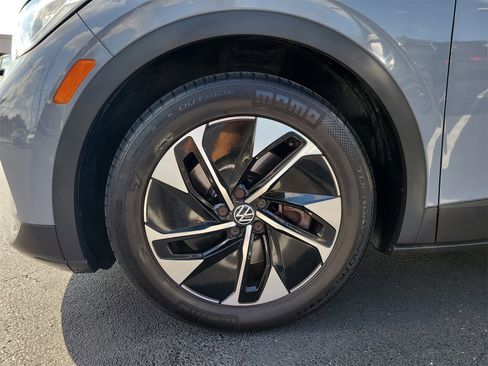 Used 2022 Volkswagen ID.4 Pro S image 10