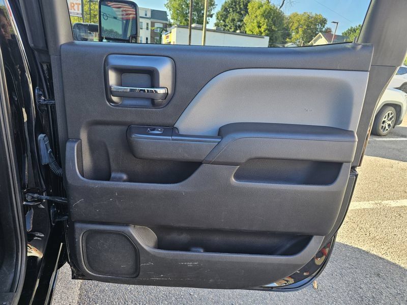 Used 2017 GMC Sierra 2500 4x4 Crew Cab image 30