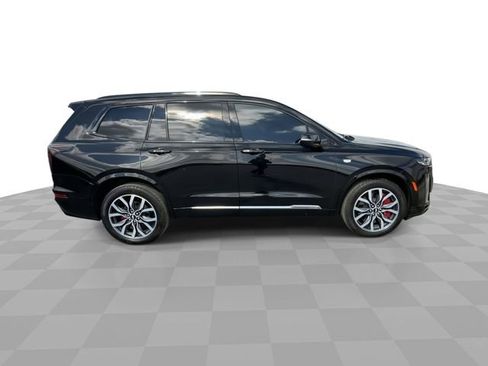 Certified 2024 Cadillac XT6 Sport w/ LPO, Floor Liner Package AWD/4WD image 9