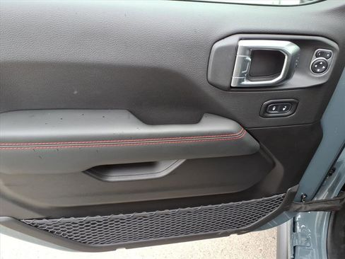 New 2026 Jeep Wrangler Unlimited Rubicon image 15