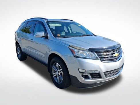 Used 2016 Chevrolet Traverse LT FWD image 3