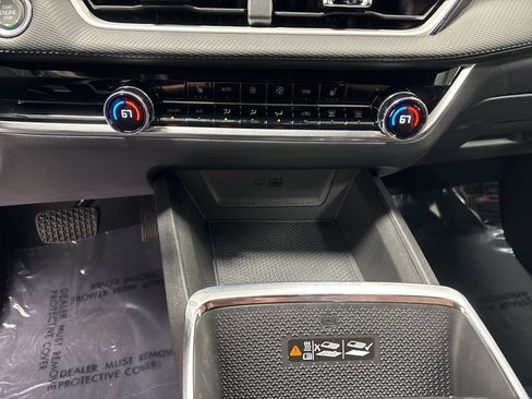 New 2026 Chevrolet Equinox LT w/ Convenience Package II image 24