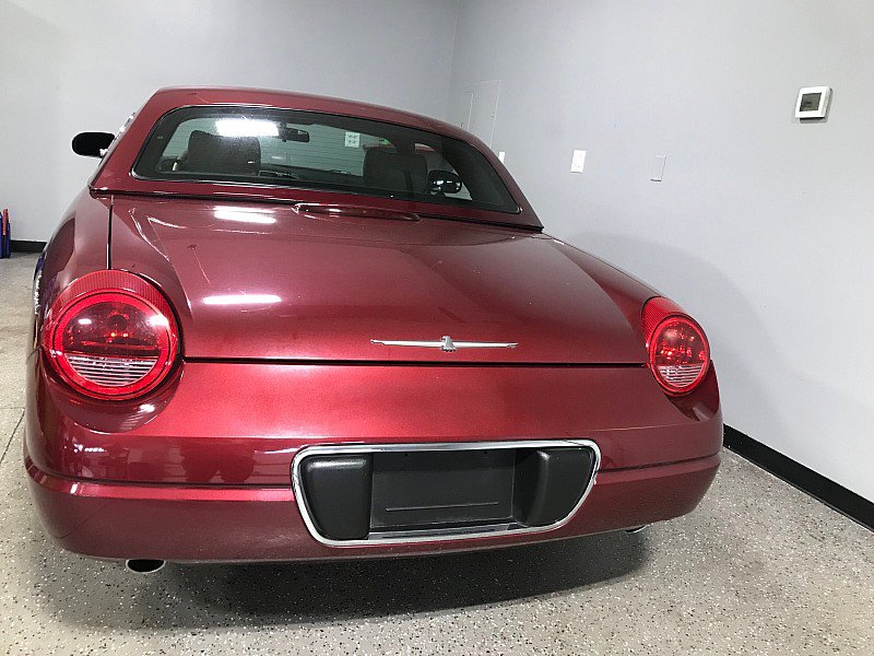 Used 2004 Ford Thunderbird RWD image 12