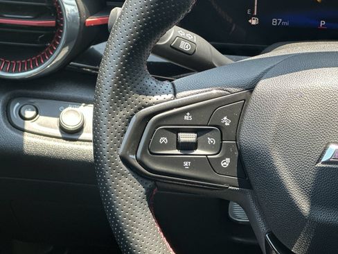 Used 2024 Chevrolet Trax RS w/ Driver Confidence Package FWD image 20