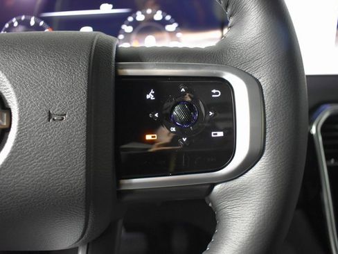 New 2026 Nissan Armada Platinum image 19