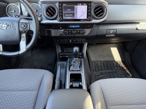 Used 2022 Toyota Tacoma SR5 image 11