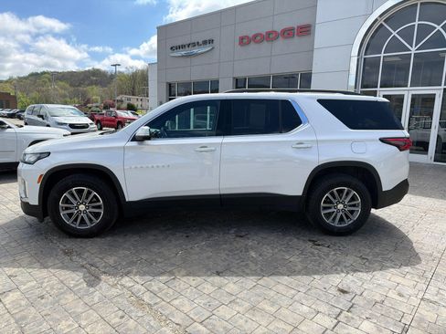 Used 2023 Chevrolet Traverse LT AWD/4WD image 5