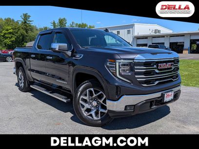 Used 2023 GMC Sierra 1500 SLT w/ SLT Convenience Package