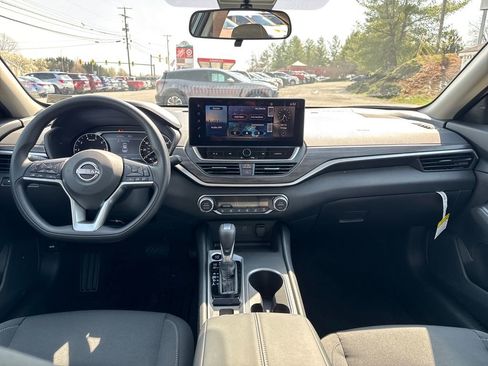 New 2026 Nissan Altima 2.5 SV w/ SV Special Edition Package image 13