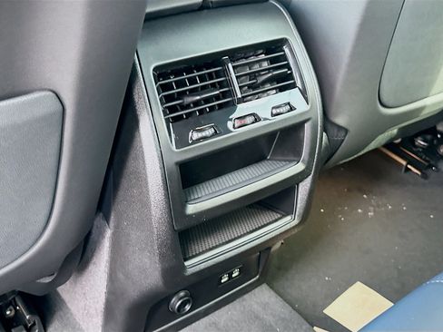 New 2026 BMW X5 xDrive50e w/ Premium Package image 19